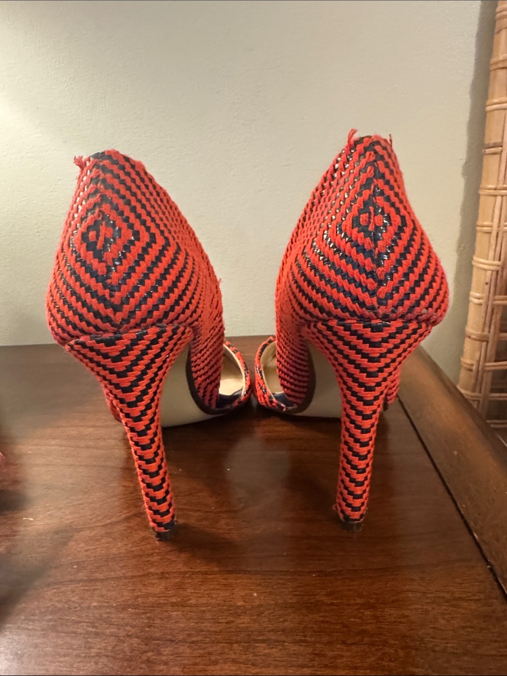 Banana Republic Red and Black Chevron Pointed Pumps - Picture 4 of 11